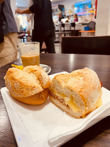 Reviews of Bar Cafetería Carlos V in Carrizal - Gastronomía y hostelería