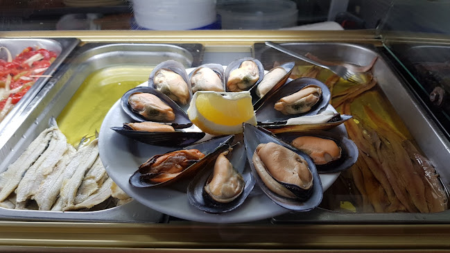 Atarazanas Phone number