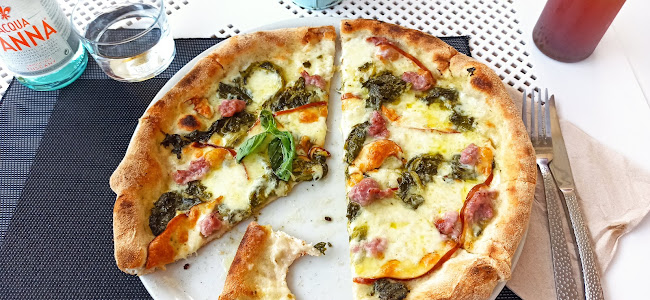 Comments and reviews of Trigo Cafetería Pizzeria