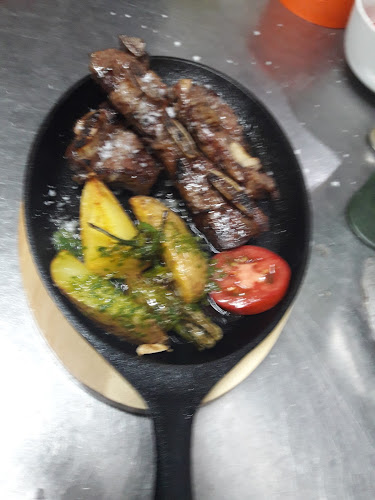 Av. de la Mare de Déu de Montserrat, 71, Horta-Guinardó, 08024 Barcelona