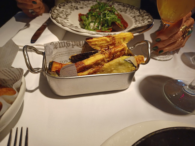 Casa Carmen Finestrelles - Gastronomía y hostelería