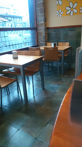 Azkue Kalea, 38, 40, Zuazo, 48902 Barakaldo, Bizkaia