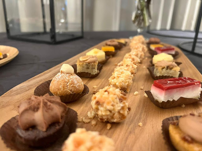 Comments and reviews of Hosteleón