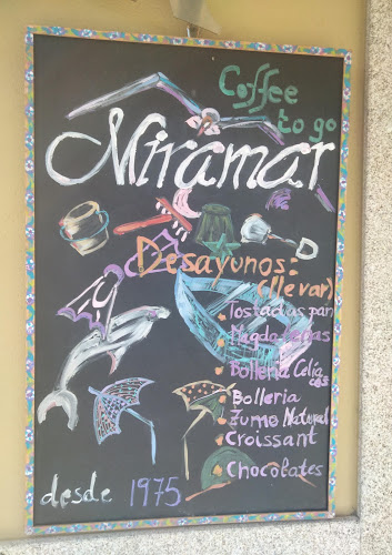 Opinii despre Cafe Bar Miramar în A Pobra do Caramiñal - Gastronomía y hostelería