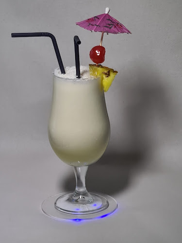 C. de la Virgen de la Novena, 58, Cdad. Lineal, 28027 Madrid