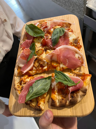 LA RINASCITA ENOTECA GOURMET! - Fuengirola