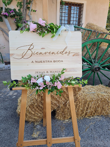 es mitja fondo Phone number