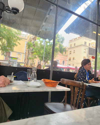 Restaurante Paco. Mercado BARCELONETA - Barcelona