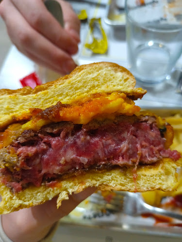 Moflete by Joe Burger Open Times