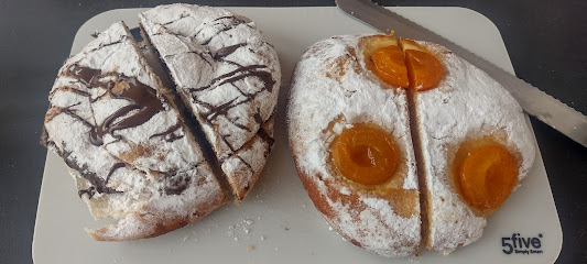 Forn Ca'n Rizal. Pa i pastisseria artesanal