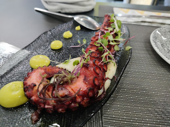 Monocromo vermuteria gastrounderground - Bilbao