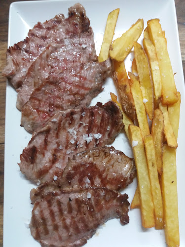 Tapería El Baluarte Open Times