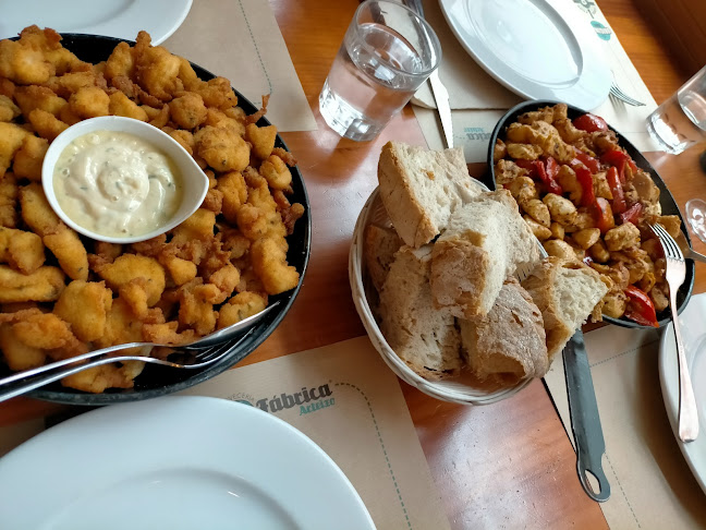 La Fábrica Arteixo Phone number