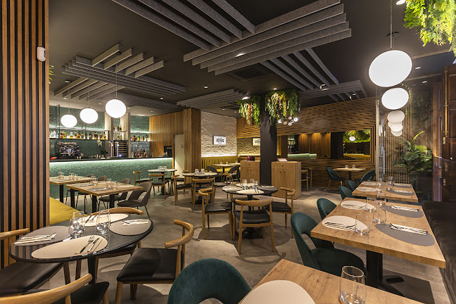 Opinii despre acento - social eatery în Sevilla - Gastronomía y hostelería