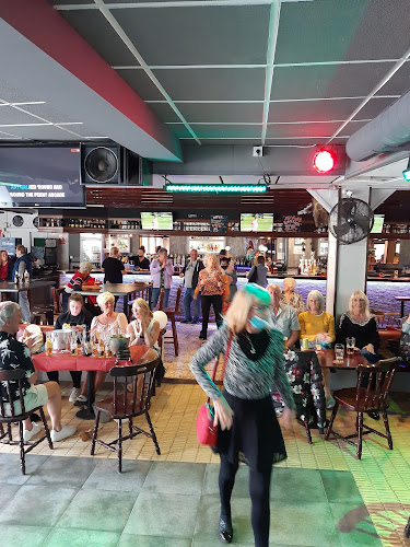 Comentarii opinii despre Buddies Bar