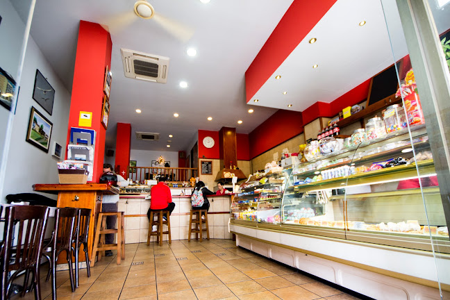 Opinii despre La Perla Montgat Fleca Cafeteria în Montgat - Gastronomía y hostelería