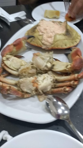 Marisquería El Pato Rojo desde 1974 Phone number