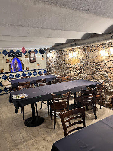 Racó de la Vila Phone number