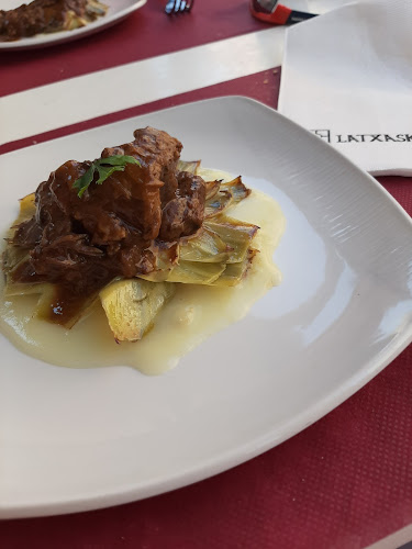 Latxaska Etxea Phone number