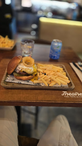 Theatre Village | Vila-seca - Gastronomía y hostelería