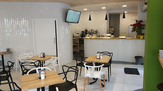 Comentarii opinii despre Churrería Heladería Los Olivares