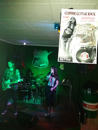 Bar CUSTOM GUITAR ROCK Open Times