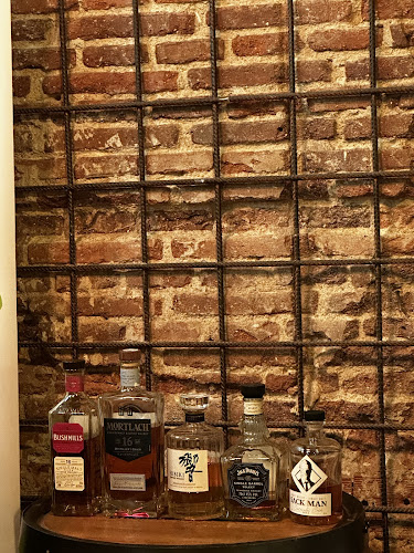 Opinii despre WHISKY CLUB MADRID în Madrid - Gastronomía y hostelería