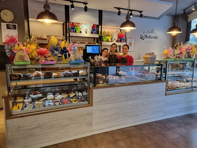 Opinii despre Panadería y Pastelería La Molienda în Vigo - Gastronomía y hostelería