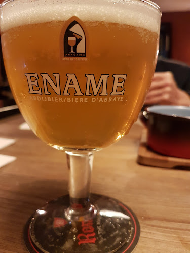 C. de Josefa Valcárcel, 10, Cdad. Lineal, 28027 Madrid