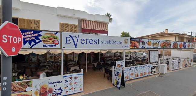 Pizzeria Everest