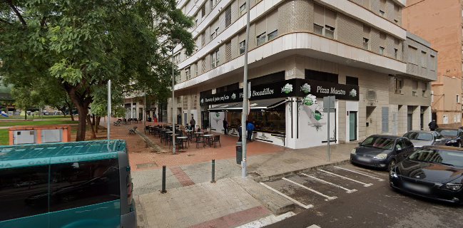 Maestro Pizza & Bocadillos