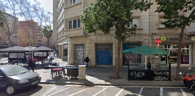 COBBLER COCKTAIL BAR