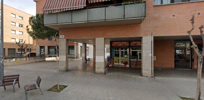 Three Star Dŏner Pizzeria La Llagosta