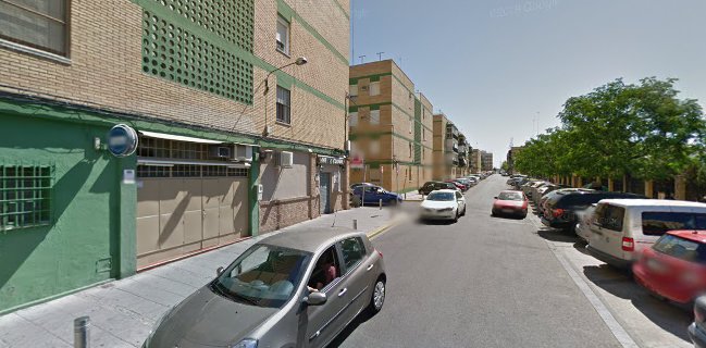 Asador de pollos y freiduria instituto