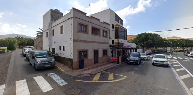 Opinii despre Cafeteria Los Deportes în Pájara - Gastronomía y hostelería