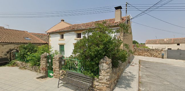 Opinii despre La Tahona de Trescasas în Trescasas - Gastronomía y hostelería