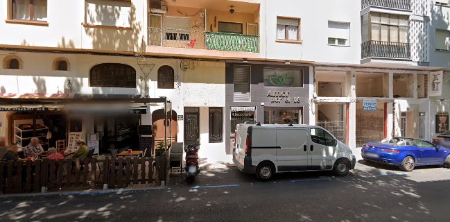 Yake's Cafetería Restaurante