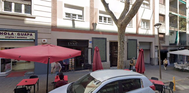 Lvna Night & Restaurant