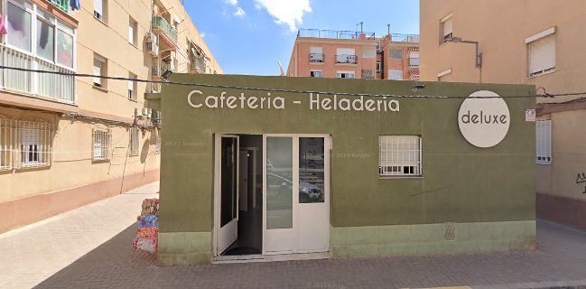 Cafeteria Deluxe Heladeria